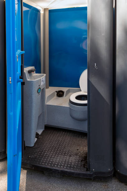 Best High-end porta potty rental  in North Branch, MI